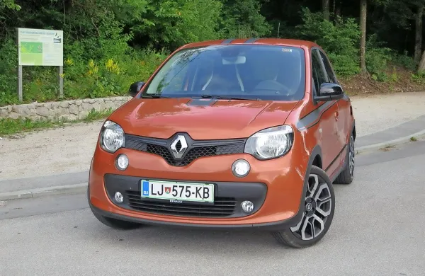 Za mali oranžni poper bo treba odšteti dobrih 15 tisočakov.