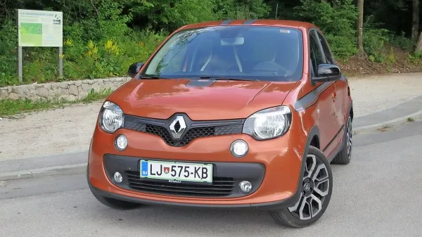 Za mali oranžni poper bo treba odšteti dobrih 15 tisočakov.
