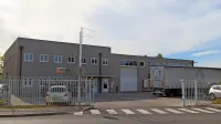 Na Lenivcu, na levi strani ceste za Vrhovlje, bo v sredini hale  kmalu delavnica, ki jo bodo lahko uporabljali študentje višje 
strokovne šole.