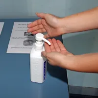  Koristna je tudi uporaba dezinfekcijskih sredstev.   