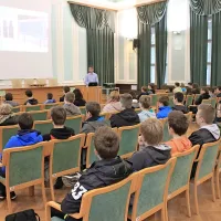 Osnovnošolci do koristnih informacij o poklicih