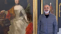 Antonio Giusa nas je popeljal po razstavi.