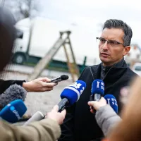 Pahor danes bolj miren, Šarec samozavesten