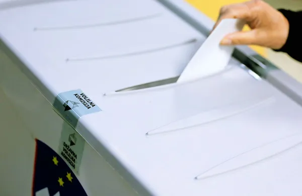 Do 16. ure 30,45-odstotna volilna udeležba