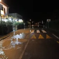 Strunjan spet pod vodo.