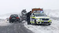 Ne policija ne Darsovci niso mogli veliko pomagati, ko je na 
avtocesti vse obstalo. 