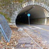 Goriški predor Bombi so izpraznili in zaprli