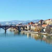 “V Mariboru, ki mu vlada Fištravec, župan s klobukom, pravimo, da imamo participatorni 
občinski proračun. Vi v članku omenjate tudi participativnega, ki ga imajo na Goriškem.”