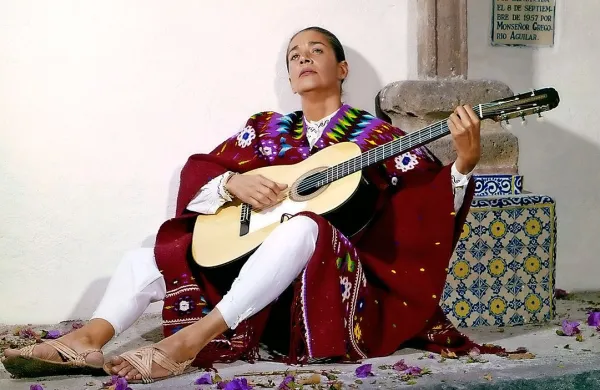 Festival bo drevi odprl film o  mehiški pevki in lezbični ikoni Chaveli Vargas (1919-2012). 