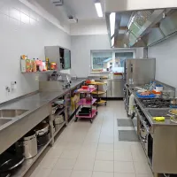 Z naložbo so posodobili tudi šolsko kuhinjo.