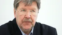 Igorja Bavčarja, ki prestaja petletno zaporno kazen, naj bi 
sodišče zaslišalo na naroku, ki bo v začetku februarja.