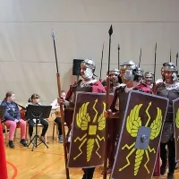 Martinov pohod z lučkami osvetlil vipavske ulice