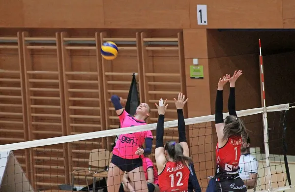 Mariborčankam se je najbolje od Novogoričank najbolj 
upirala Teja Kolbl.