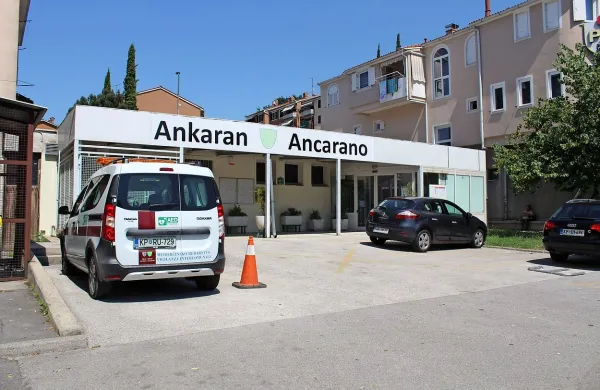 Prostor občinske uprave v Regentovi ulici v Ankaranu, kjer so 
se septembra okrepili s strokovno-tehničnim kadrom, decembra pa bodo vanj vstopili tudi prepotrebni uradniki.