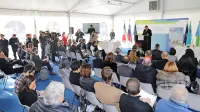 Trg Evrope, kjer je bila 30. aprila 2004 slovesnost ob vstopu Slovenije v EU, je bil včeraj prizorišče pogovorov o prihodnosti 
Evrope.