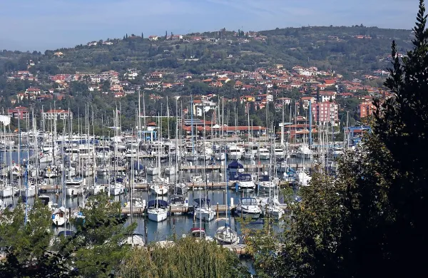 Koncesija Marine Portorož je naprodaj, prodajalec pa naj bi 
pričakoval 20 milijonov evrov.  