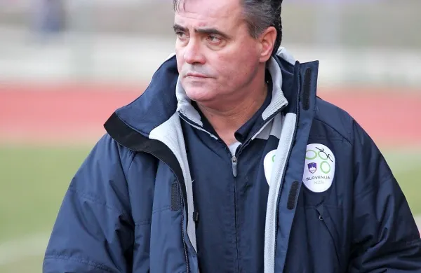 Tomaž Kavčič se bo danes  slovenski javnosti predstavil kot 
novi selektor članske reprezentance.