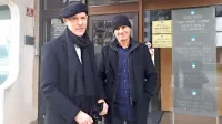 Odvetnik Velimir Cugmas (levo) in rektor Dragan Marušič sta 
bila zadovoljna po včerajšnjem razpletu na okrajnem sodišču 
v Kopru. 

