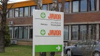 Družbi Javor in Javor Vezane plošče, prva v likvidaciji in 
druga v stečaju, druga od druge terjata denar.