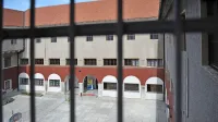 V Sloveniji   največ žensk kaznivo dejanje stori v  starosti  od 25 do 34 let.