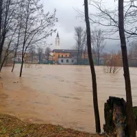 Narasla reka Vipava, Renče