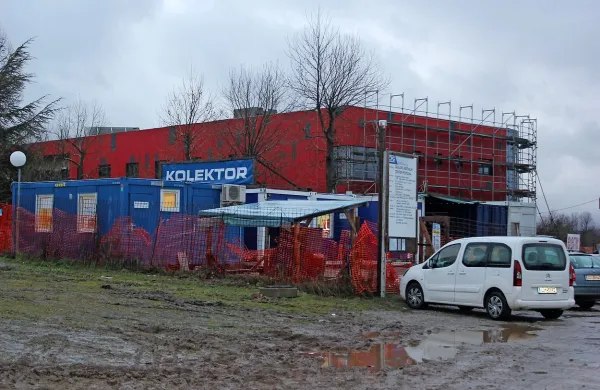 V prihodnjem letu bo postojnska občina največ denarja 
namenila za zaključek velikih projektov (na fotografiji nov 
gasilsko-reševalni center).