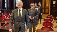 Damijan Florjančič (v ospredju) opozarja, da država sodstvu 
nalaga nove naloge, ne zagotavlja pa mu dodatnega denarja 
in kadra.  