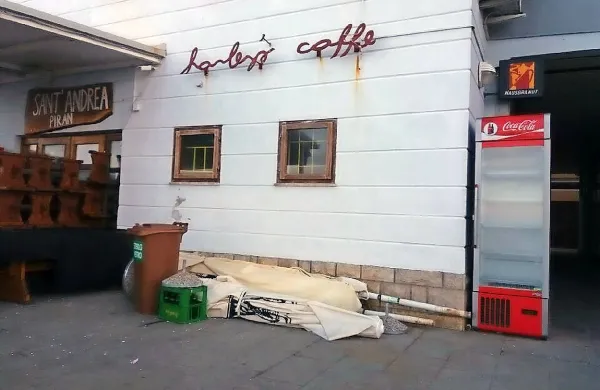 

  V Piranu še ni prazničnega vzdušja. 

