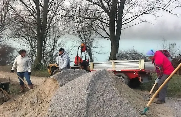 Očistili okolico jezera