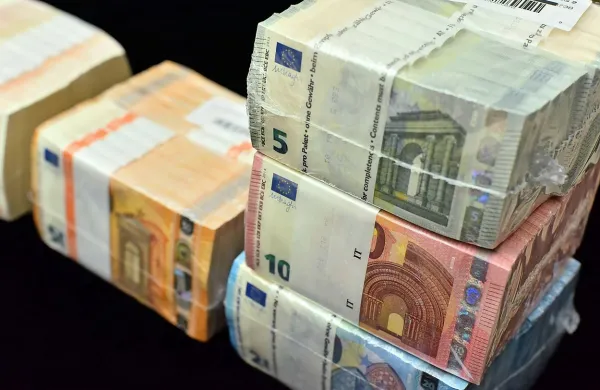 Nagrade in božičnice so v nekaterih primorskih podjetjih 
letos višje.