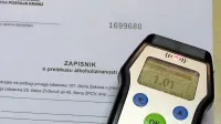 Policisti so med poostrenim nadzorom odredili skoraj 19.000 
alkotestov.