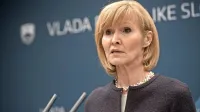 Lilijana Kozlovič:  “Za prebivalce, ki so 25 let 
nosili breme nedoločene državne meje, možnost 
preselitve v Slovenijo predstavlja nekakšno 
povračilo in zadoščenje.”