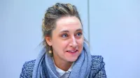 Mara Ambrožič: “Včasih imam občutek, da me v Sloveniji 
ne(radi) dojemajo za Slovenko.”
