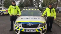 Koprska prometna policista v novih barvah.