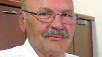 Osebnost meseca junija Želimir Božič je zobozdravnik, ki je odprl pro bono ambulanto
