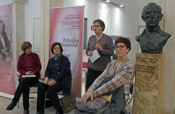 Slovenske pisateljice  so v Kopru predstavile (z leve) Jasna Čebron, Marija Pirjevec, Vladka Tucovič in Karin Marc Bratina. 