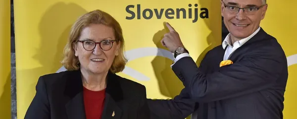 Mira Šemić in Côme de Cherisey sta najavila prihod 
gastronomskega vodnika Gault-Millau v Slovenijo. 

