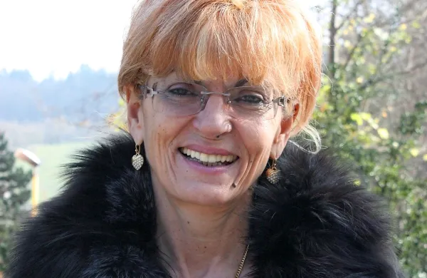 Dr. Leonida Zalokar, 
ravnateljica 
vzgojnega zavoda 
Planina: “Gre za 
spremembo 
razmišljanja in 
uvajanje povsem 
novih oblik dela ter 
odpiranje strokovnega 
centra tudi navzven.”   

