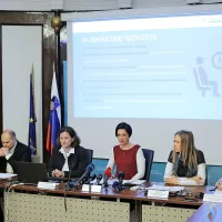 Včeraj so predstavili novosti, ki jih morajo bolniki čim prej 
osvojiti.