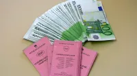 Na sodni epilog zaradi ponarejenih vozniških dovoljenj čaka 
le še eden od več kot 60 obtoženih. Večina obtoženih je 
priznala krivdo. 