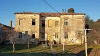 

Lastnik palače zagotavlja, da ne nameravajo posegati v njeno 
zunanjost, ohranili pa bodo tudi vrt, saj želijo v celoti slediti 
slogu nekdanje podeželske vile.


