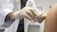 Tudi Primorsko oskrbeli z nekaj cepiva zoper gripo - Pričakujejo še nove pošiljke