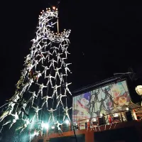 Atrakcija otvoritvenega tedna Evropske prestolnice kulture v Valletti je bil nastop katalonske 
skupine La Fura dels Baus.