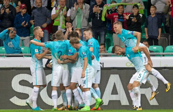 Slovenski nogometaši bodo danes izvedeli za tekmece v ligi 
narodov