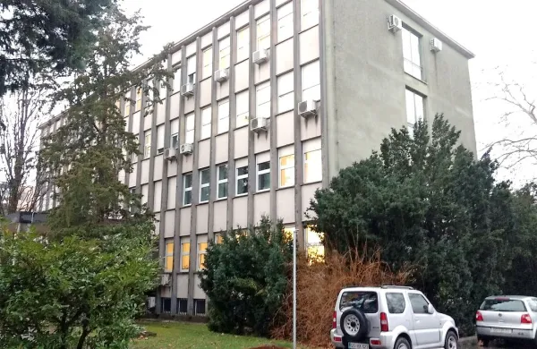 Na novogoriškem okrožnem sodišču so januarja lani izdali 
sklep o tem, da so izpolnjeni vsi pogoji za izročitev A. Y. 
Kitajski.