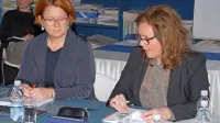 Direktorica šempetrske bolnišnice Nataša Fikfak v odstopu 
(levo) in predsednica sveta zavoda Anita Manfreda ves čas, 
tako kot preostali člani sveta, tvorno sodelujeta.    