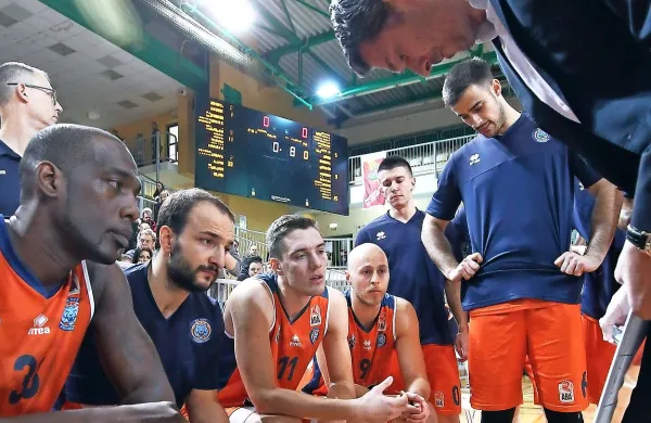 Primorska je doživela enega redkih porazov v Bonifiki.