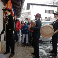 Sneg in veter nista ukrotila ravenskega pusta