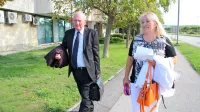 Nataša Fabris (na fotografiji z  odvetnikom Borisom Marčičem) že septembra lani  ni priznala krivde 
za številne očitke.   