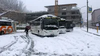 V Idriji se je pri čiščenju cest in javnih površin minuli vikend nekoliko zatikalo, a so bile do večera očiščene skoraj vse.